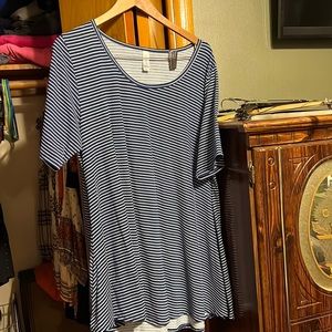 New LuLaRoe striped top